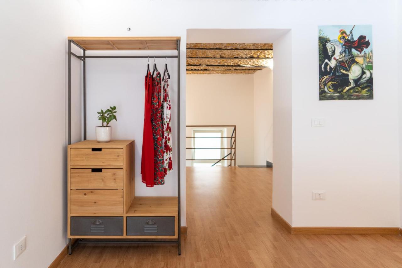 Antico Mercato Di Ortigia Lovely Apartment Syracuse Luaran gambar